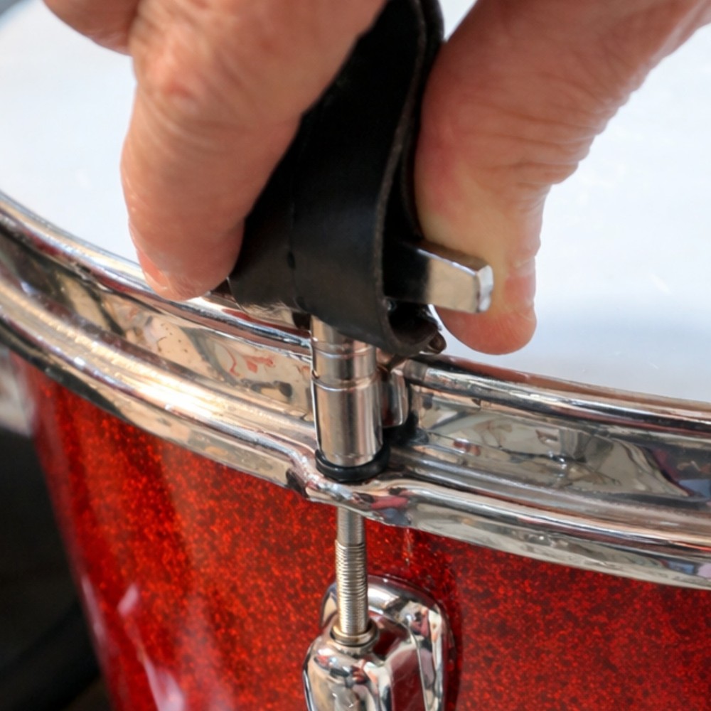 Leather Drum Key Holder Keychain – Quick Access Clip (Black/Brown)