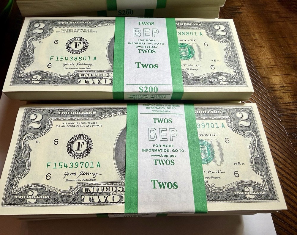 100 Two Dollar Bills - $2 UNCIRCULATED SEQUENTIAL-2017A Free Priority Shipping