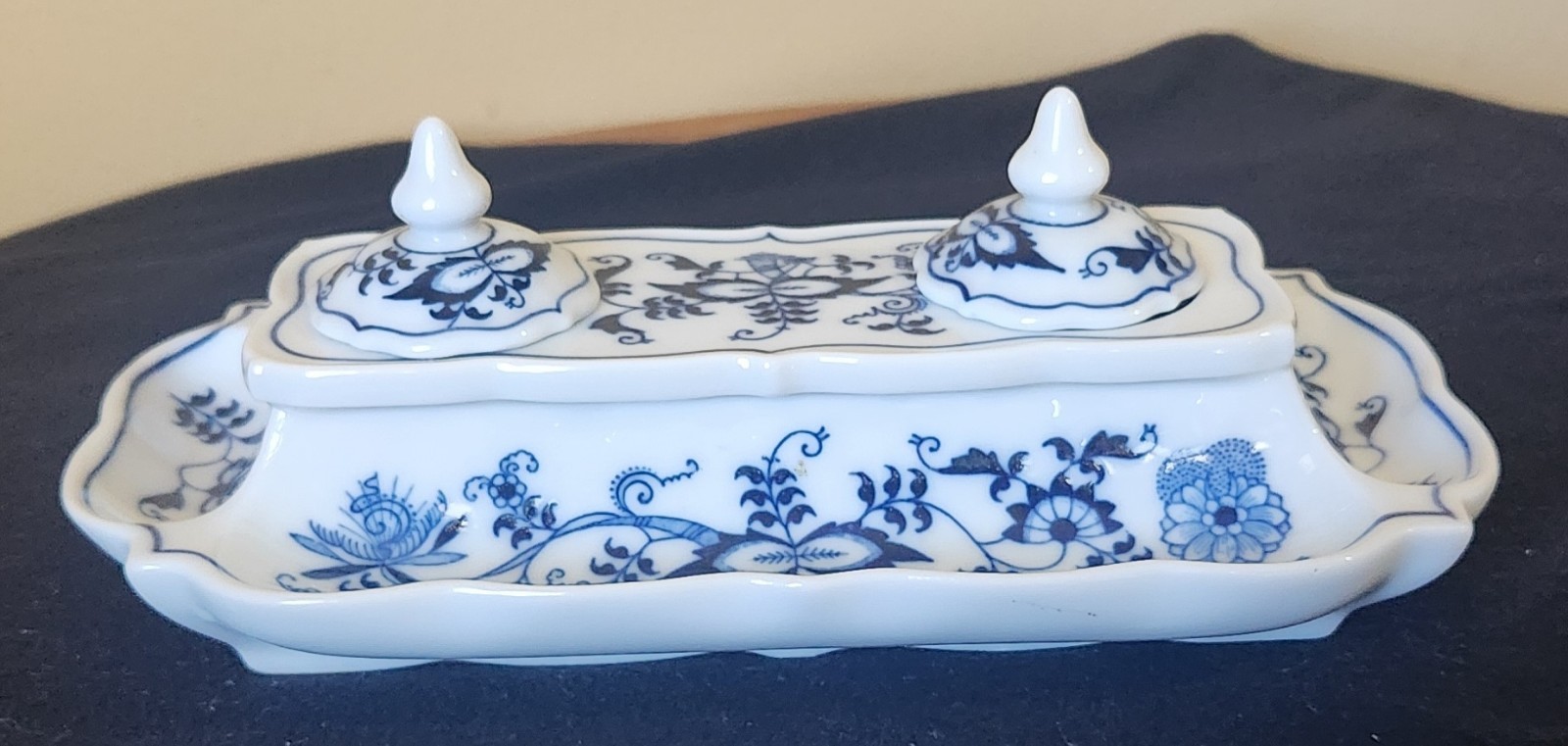 Blue Danube Onion Double Inkwell Set With 2 Lids