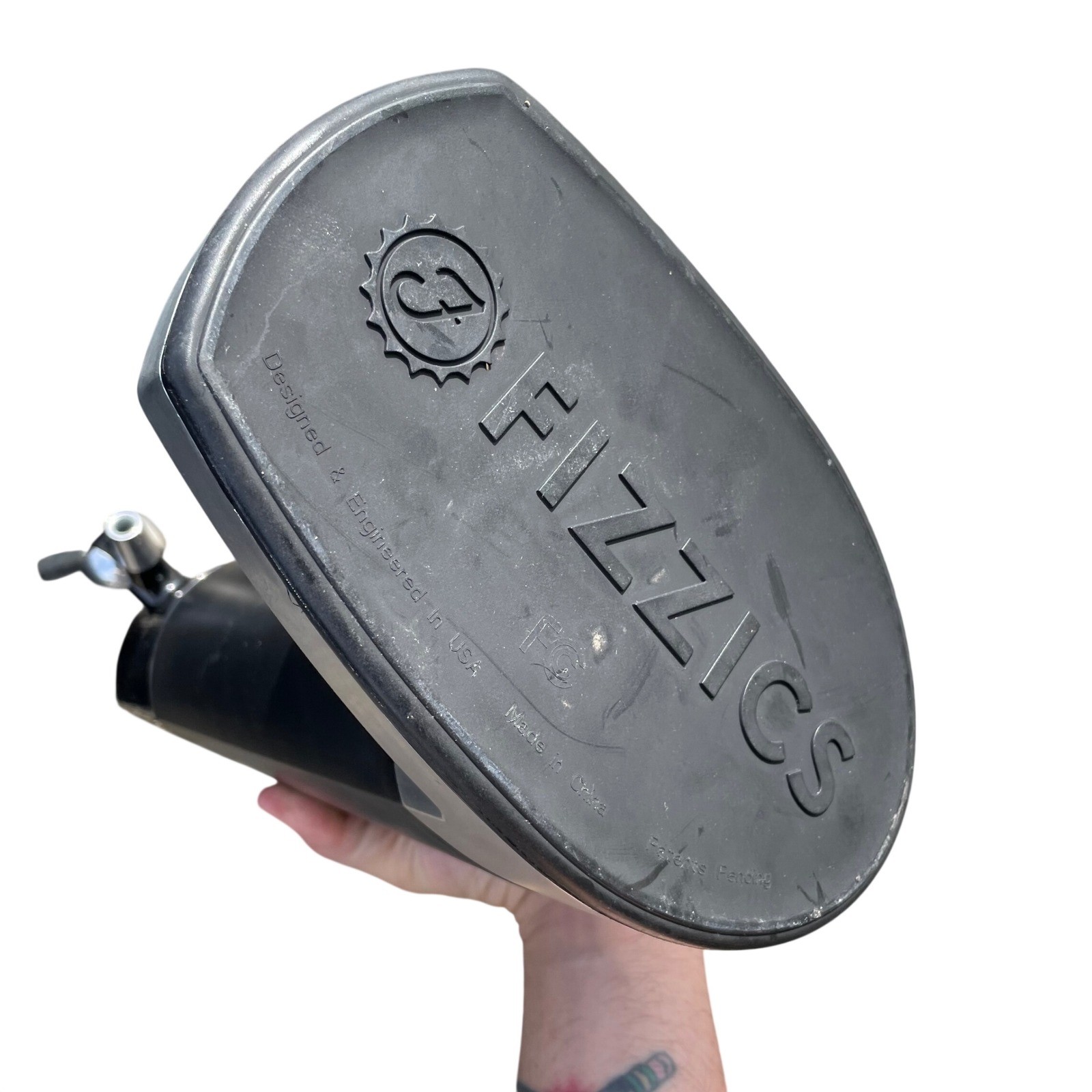 FIZZICS DraftPour Draft Beer Dispenser Converts Any Can Bottle Into Nitro Style