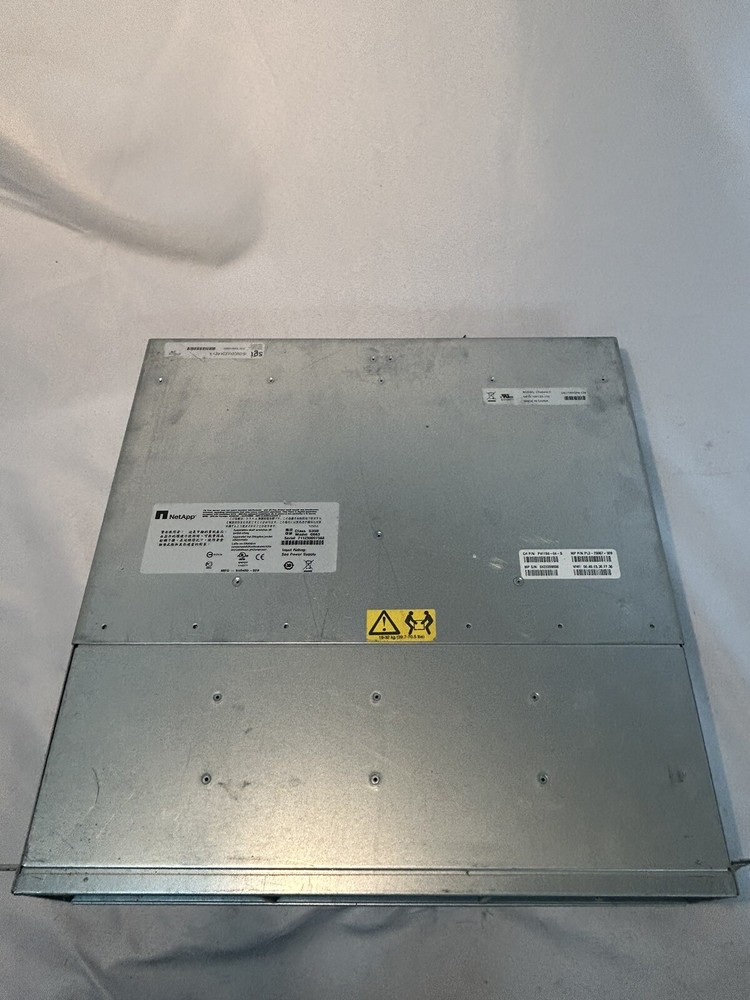 NetApp P41194-04-B 24-Bay SFF Storage Array w/ 2X P41139-07-C Controllers 2x AC