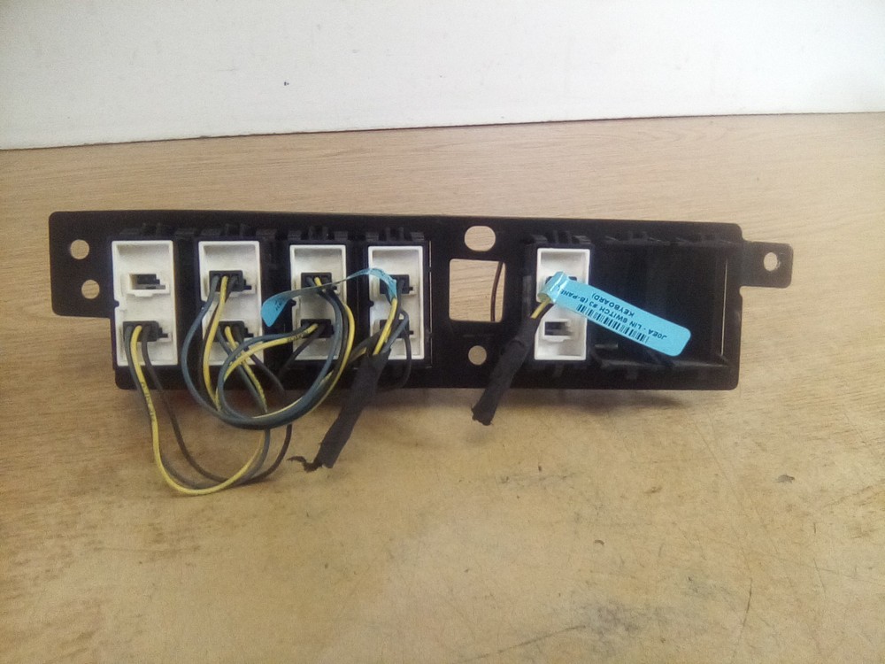 Kenworth T680 Dash Switch Panel