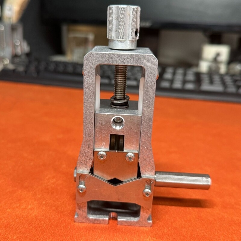 Manual Wire Stripper Machine Scrap Copper Wire Stripping with Hand Crank