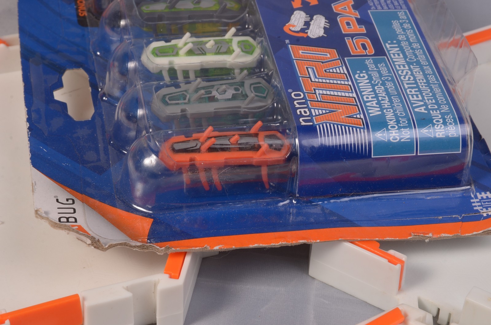 Hexbug Nano Nitro 5-Pack 1 Glow In Dark New + 13 Bugs 4 Remote 8 Platform