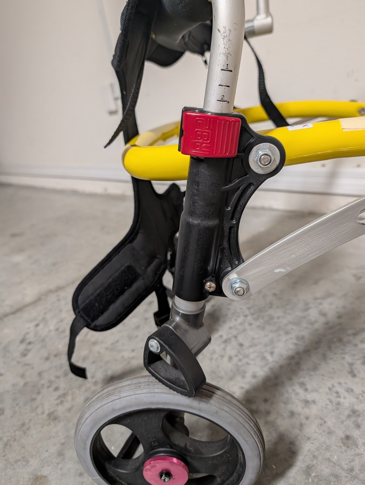 R82 Crocodile Gait Walker Trainer for Children Pediatric Size 1, Adaptable