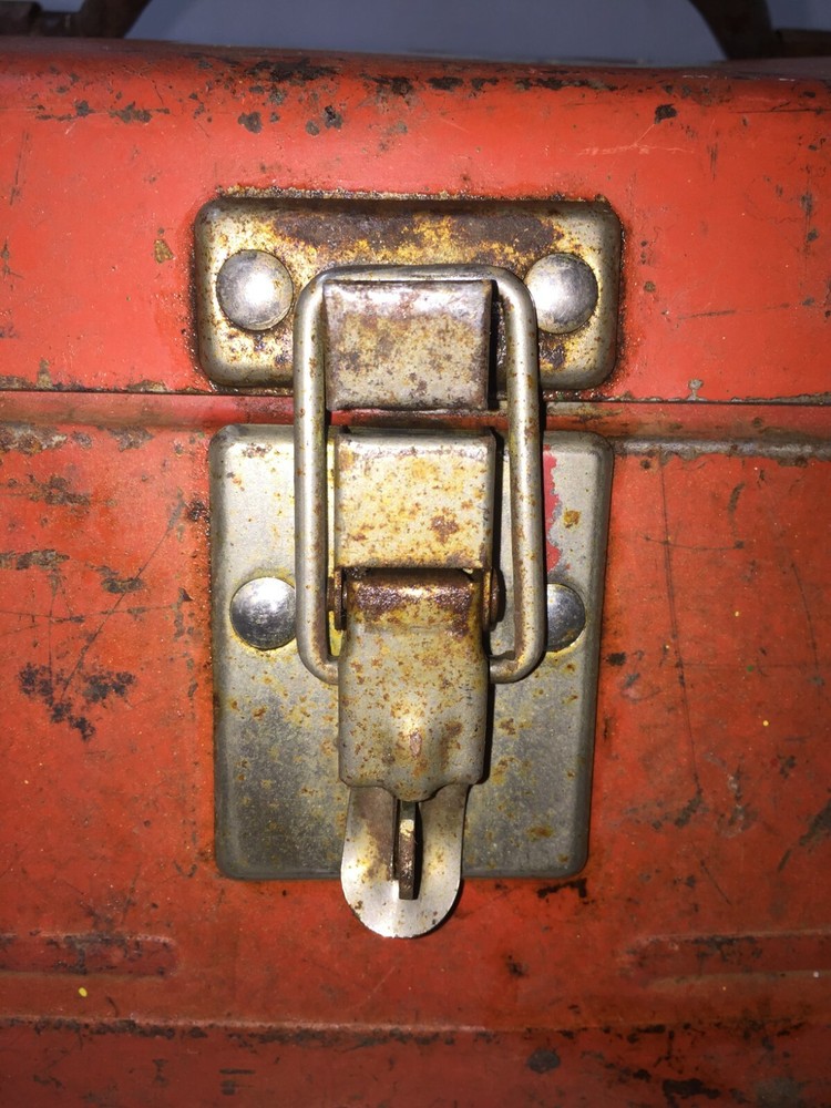 Vintage Toolbox Tool Box With Tray Solid Red FULLY FUNCTIONAL Extra Storage Auto