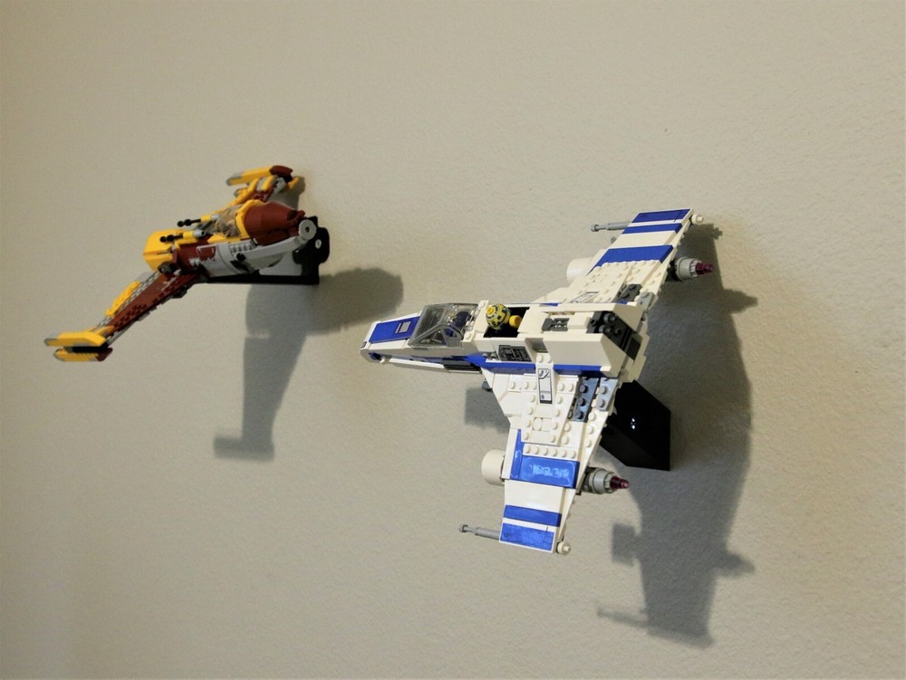 Ultimate Display Solutions wall mount for Lego 75364 E-wing vs Shin Hati's ship