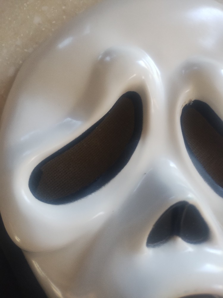Vtg Scream Ghostface Mask Easter Unlimited Inc