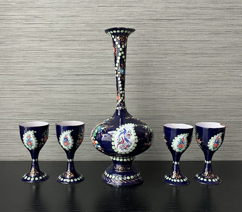 Vintage 6-piece Enameled Drinking Set