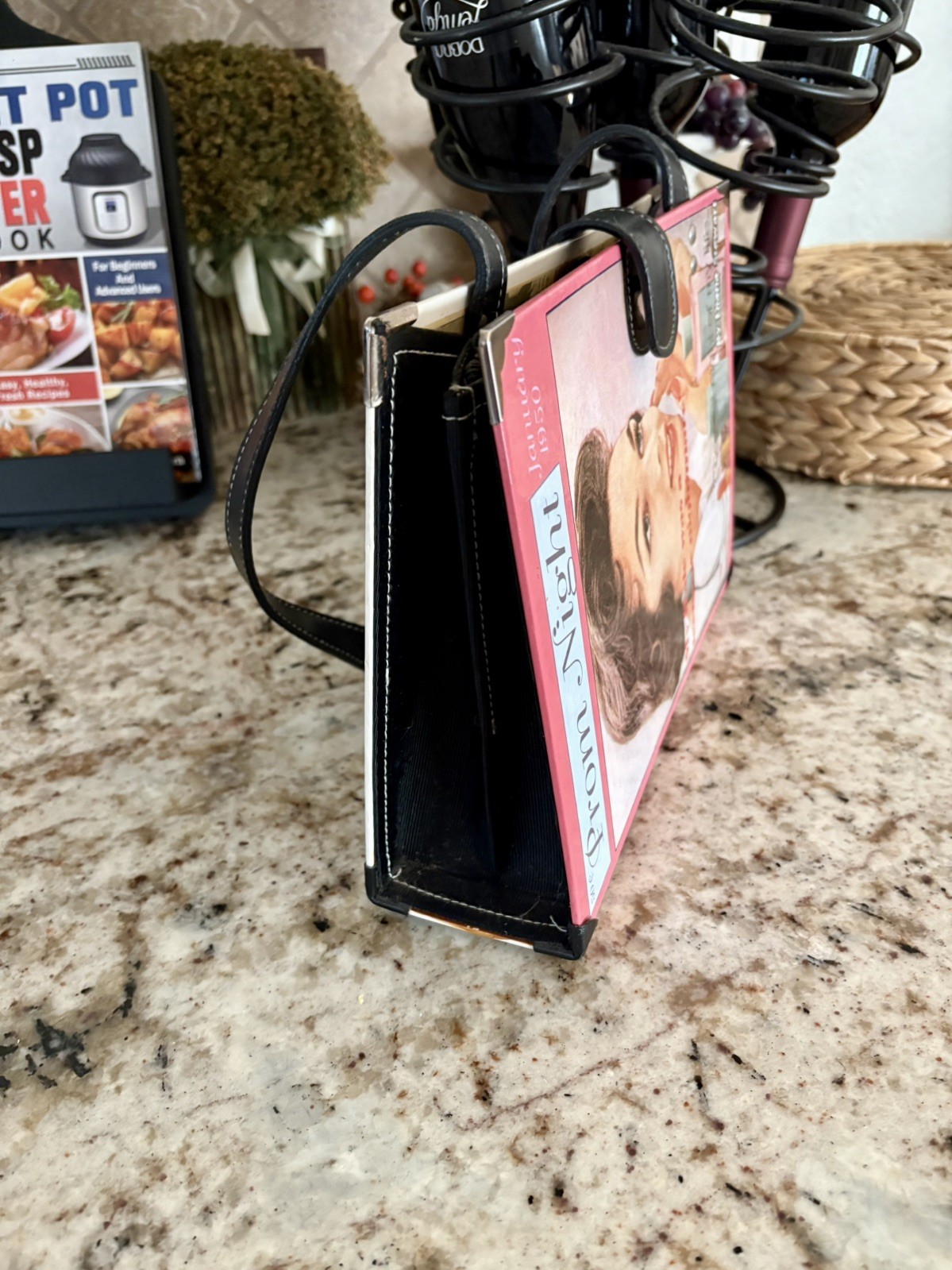 Vintage Magazine Purse “PROM NIGHT “ Nwt By Prezzo Single Handle Snap Closure