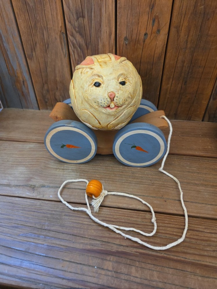 Briere 1987 Vintage Pull Rolling Bunny