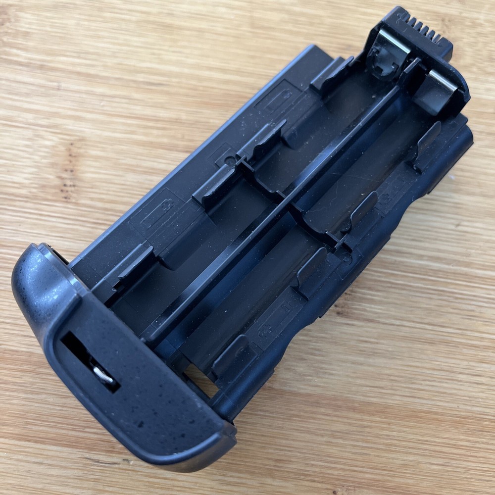 Nikon MS-D11 AA Battery Holder Tray for MB-D11 Camera Generic Holder Replacement