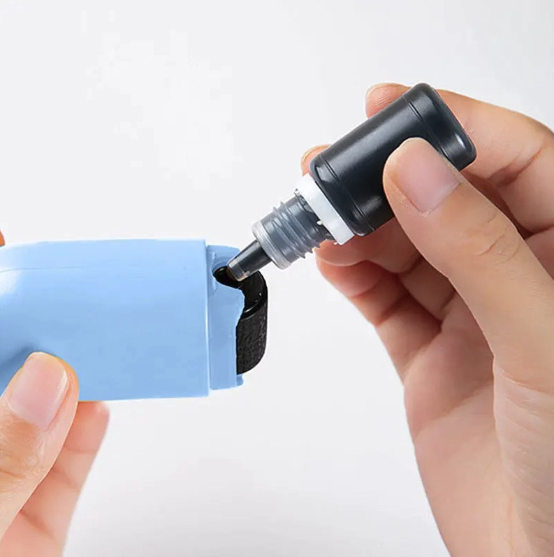 1pc Privacy Protection Roller Stamp ID Guard Seal Roller Confidential Data Cover