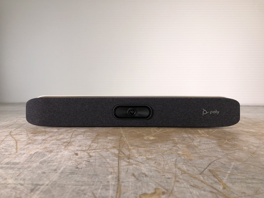 POLY STUDIO X30 ALL-IN-ONE VIDEO BAR