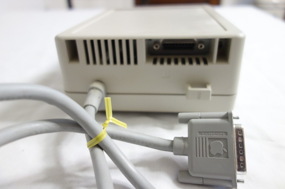 Apple 5.25" Disk Drive Model A9M0107 Vintage Computer Tested Working