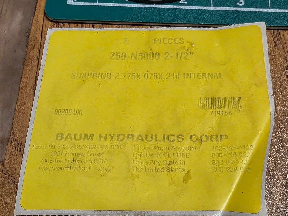 2-1/2" Snap Ring Part # 250-N5000 BAUM HYDRAULICS CORP (just 1 snap ring)