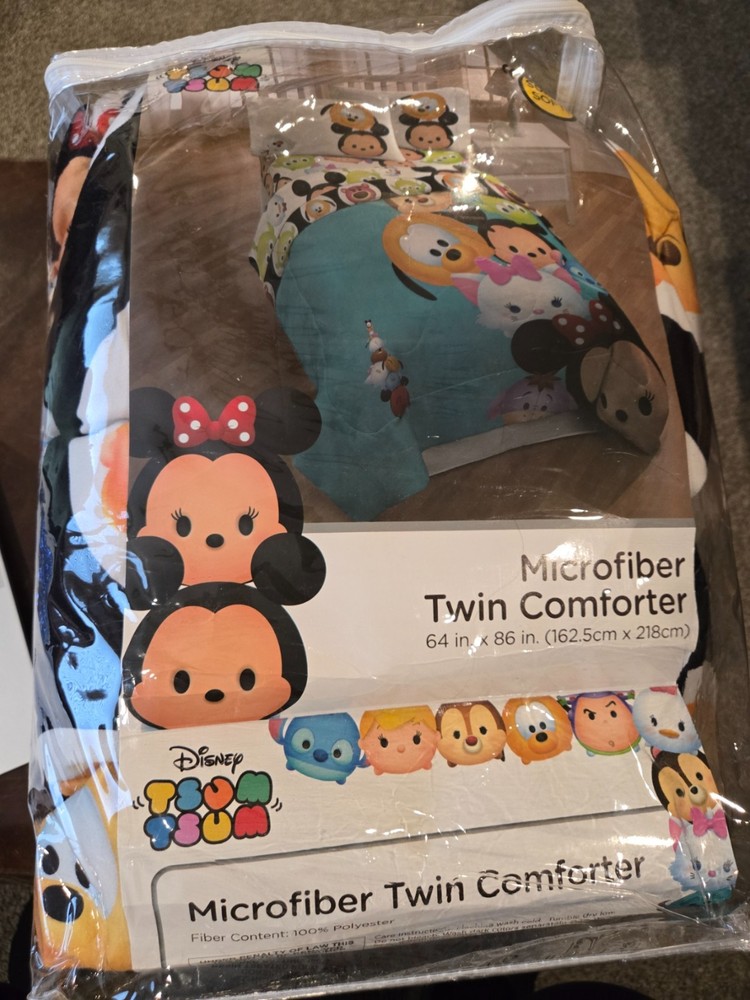 Disney character Tsum Tsum microfiber twin reversible comforter