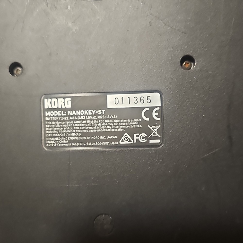 Korg nanoKEY Studio 25-Key Wireless MIDI Keyboard Controller w/ Pad Triggers