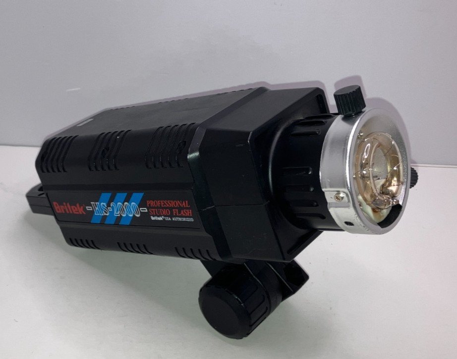 Britek HS-2000 Professional Studio Flash Equipment