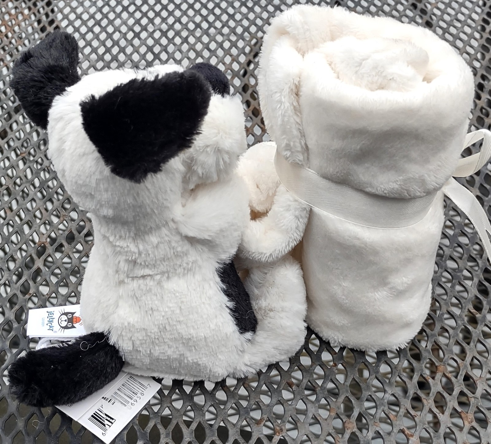 NEW/NWT Jellycat Bashful Cream & Black Puppy Dog Soother 6" Security Blanket