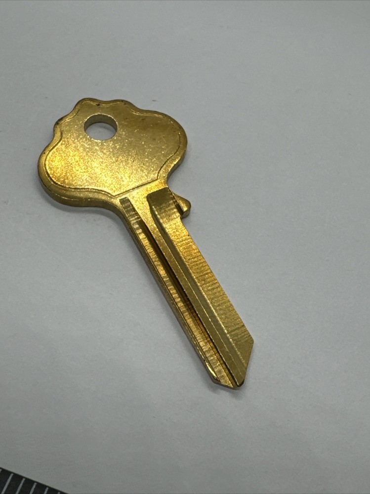 IN3, X1054K Uncut Key Blank