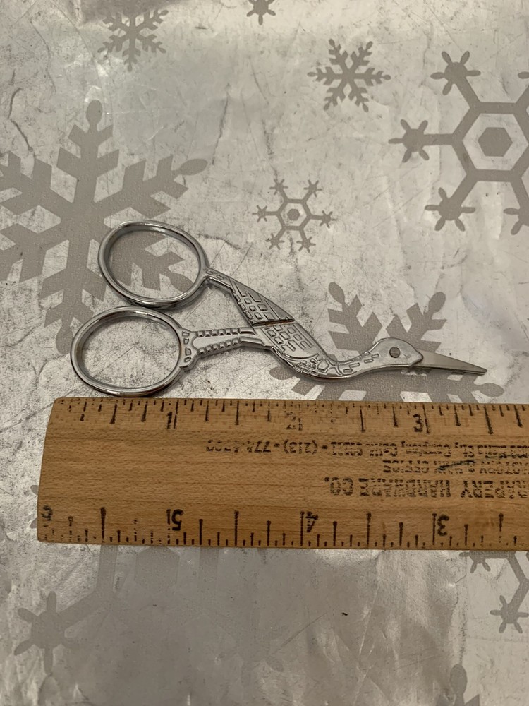 ❤️Vintage 3.5” Silver Chrome Stork Embroidery Scissors
