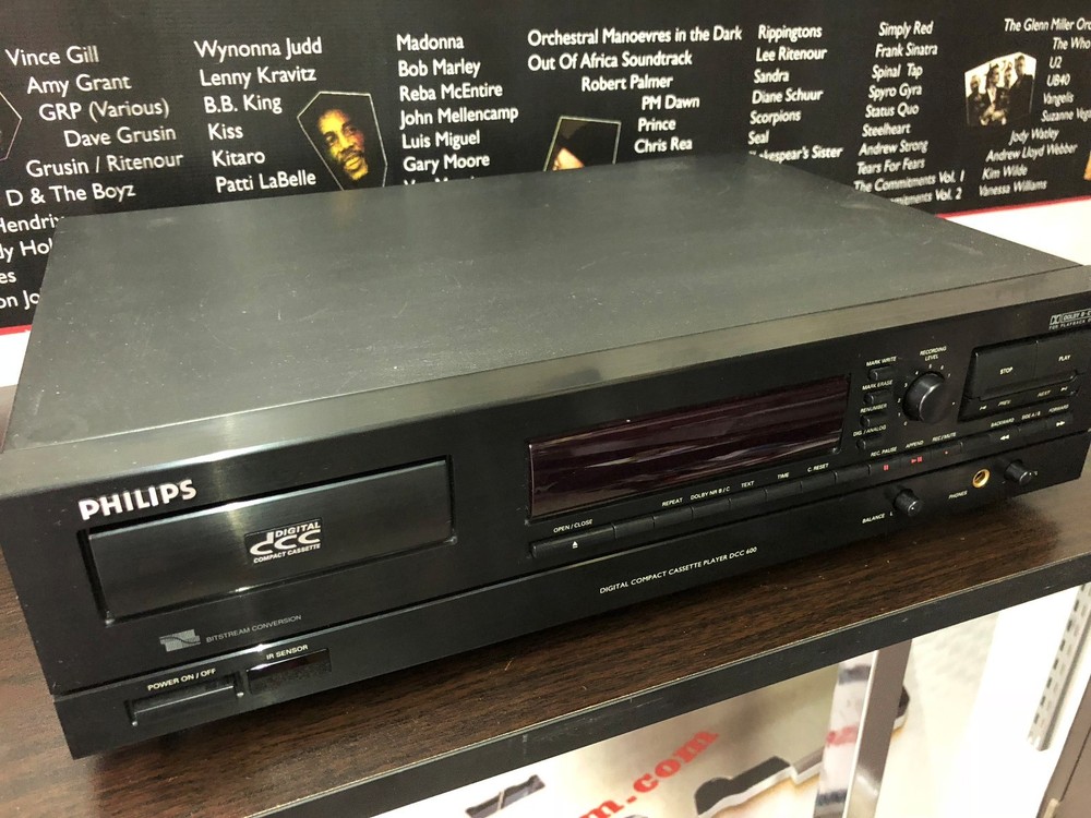 Philips Digital Compact Cassette DCC 600 USA Model fully restored.