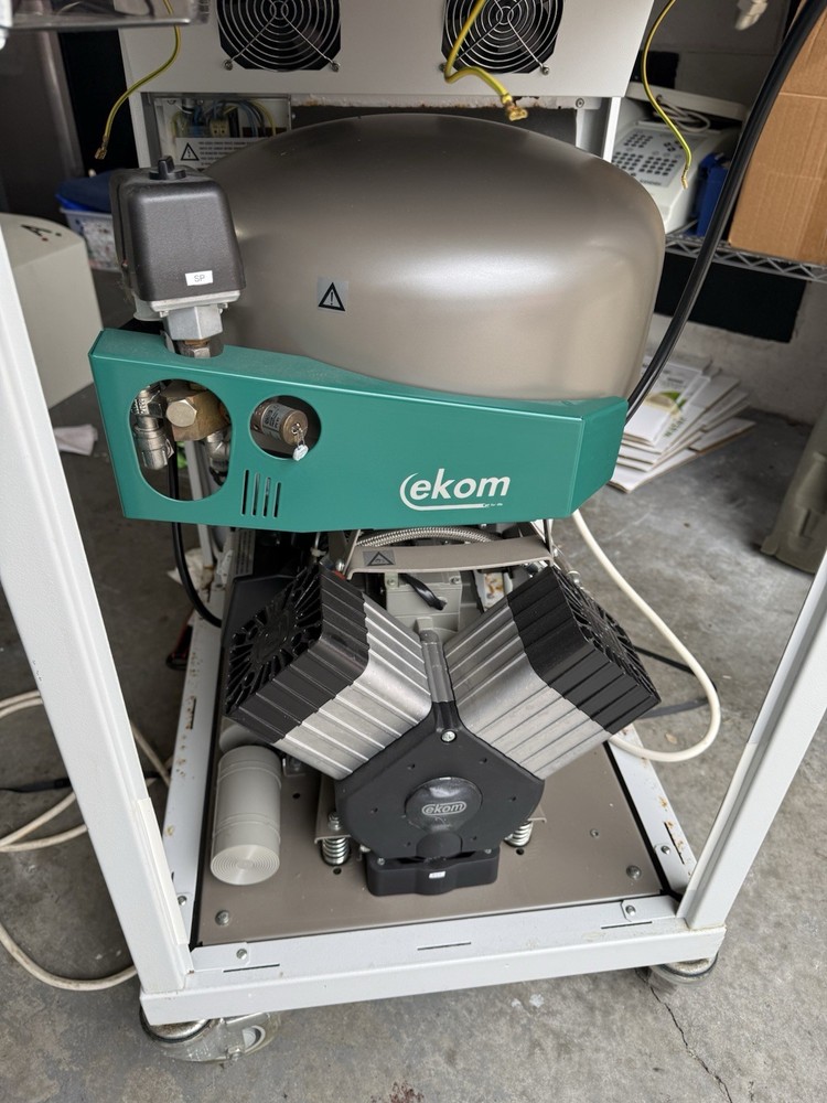 Ekom DK50 2VS/M Air Compressor W/ Enclosure Lab