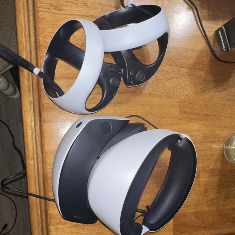 PlayStation VR2 Wired Headset & Controllers Bundle