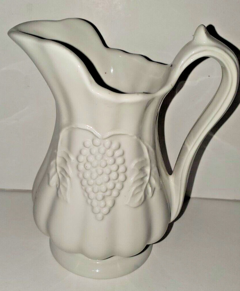 Pre Owned RedCliff Iron Stone Cream & Sugar Set "grape"