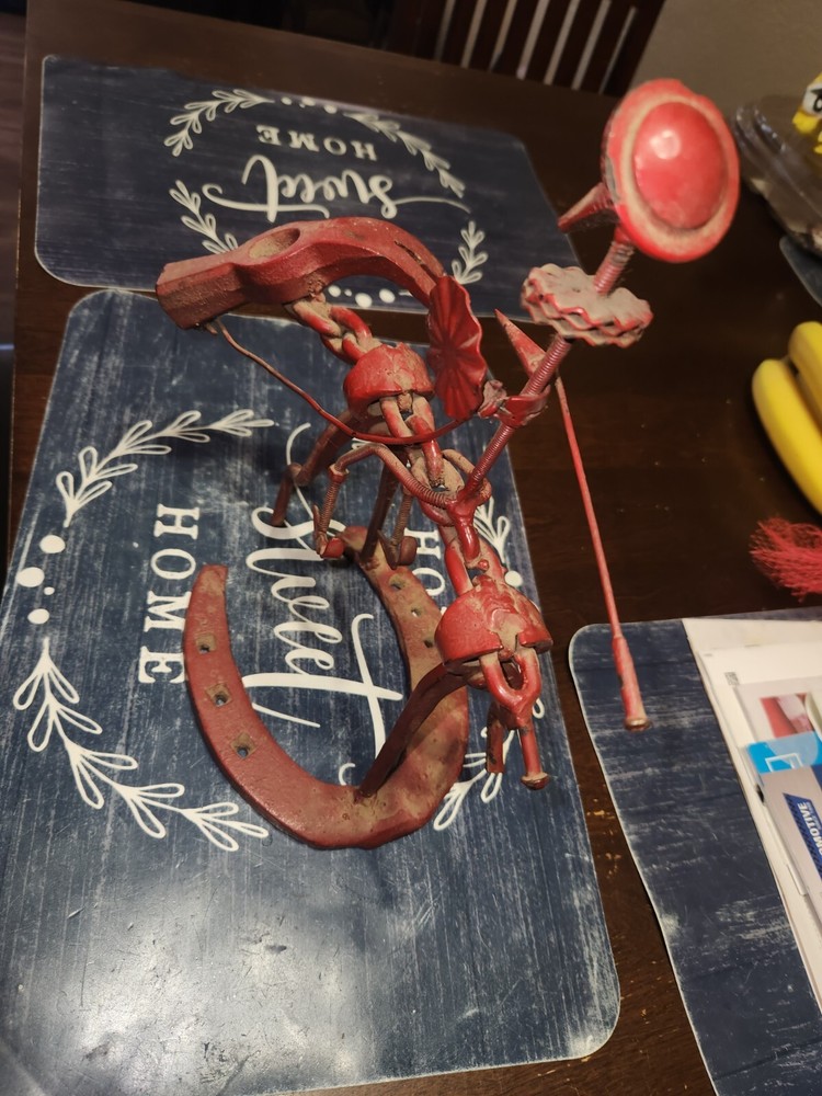 Horseshoe Folk Art