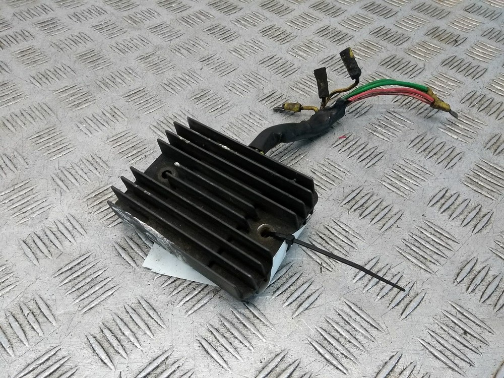 1999 DUCATI ST2  RECTIFIER REGULATOR