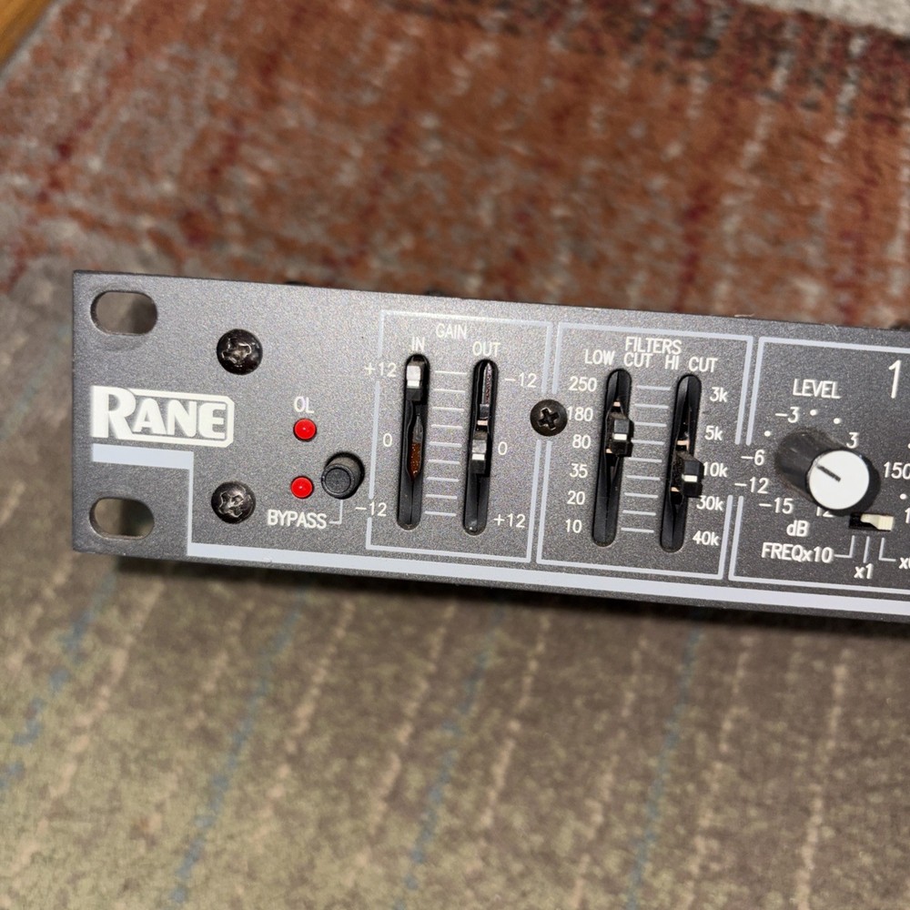 RANE 5 Band Parametric Equalizer PE 17 Tested Functional No Power Supply