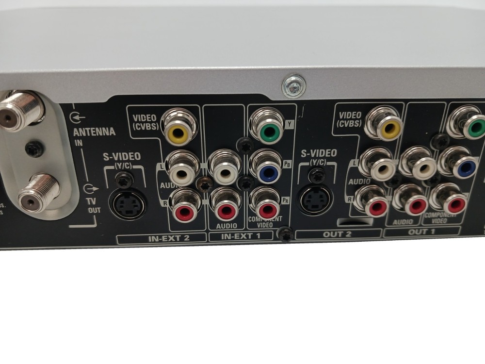 Philips DVDR615 DVD Player Recorder - WORKS