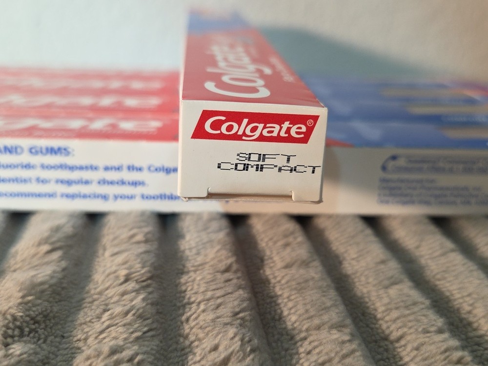5 NOS Colgate Wave Toothbrush Individually Packaged Assorted Colors ~☆READ☆~2003
