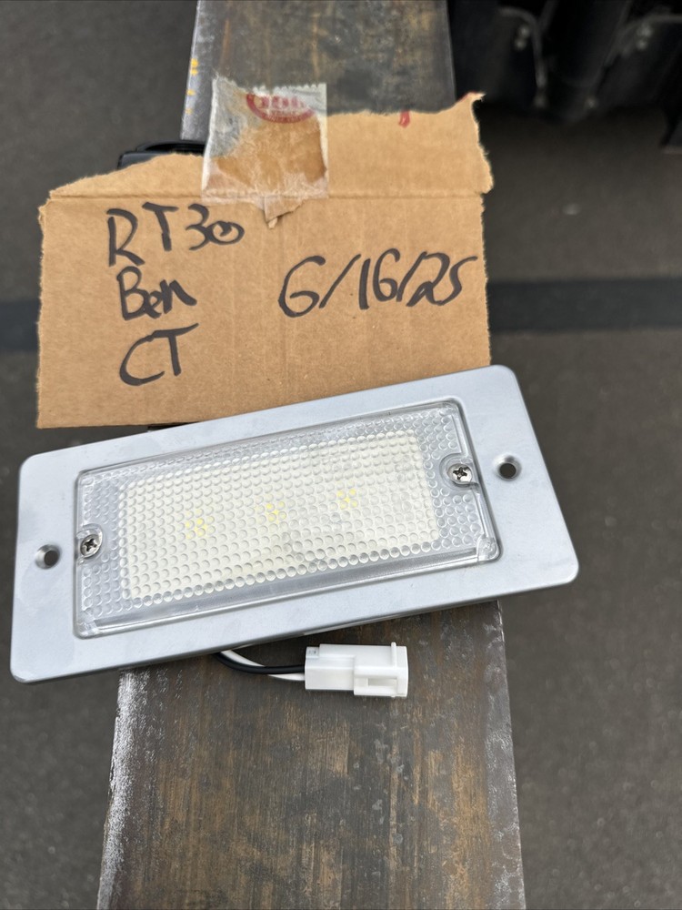 Grote Standard Mount Rectangular LED Dome Lamp Light  P/N 6192, 180226