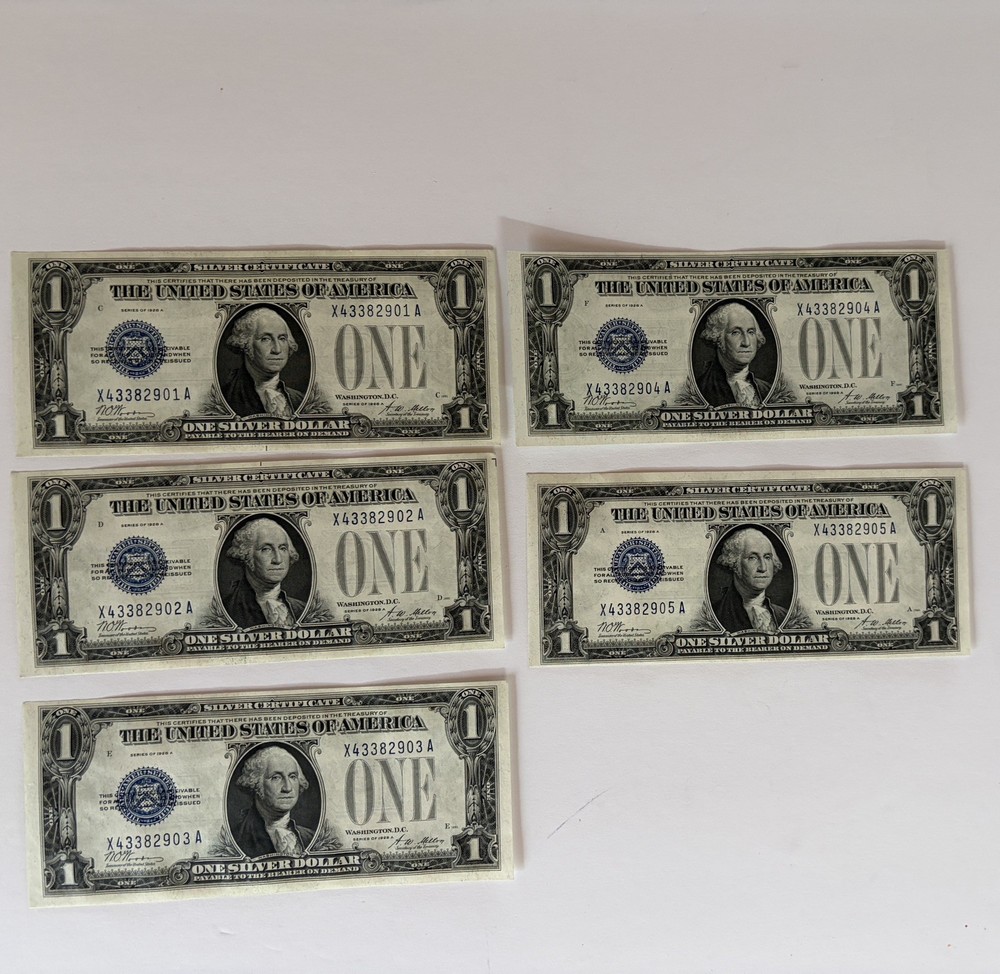 Five 1928-B $1 ONE DOLLAR  SILVER CERTIFICATES consecutive numbers