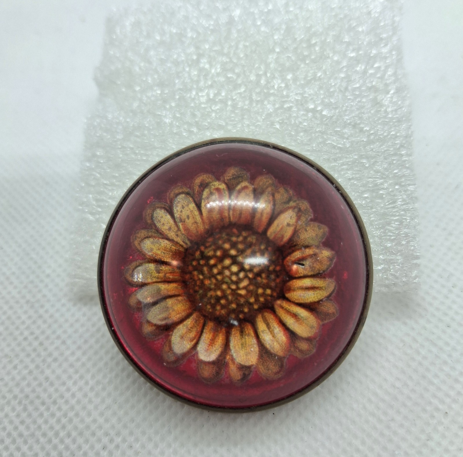 HORSE BRIDLE ROSETTE WITH SUNFLOWER GLASS DOME HARNESS TACK BROOCH
