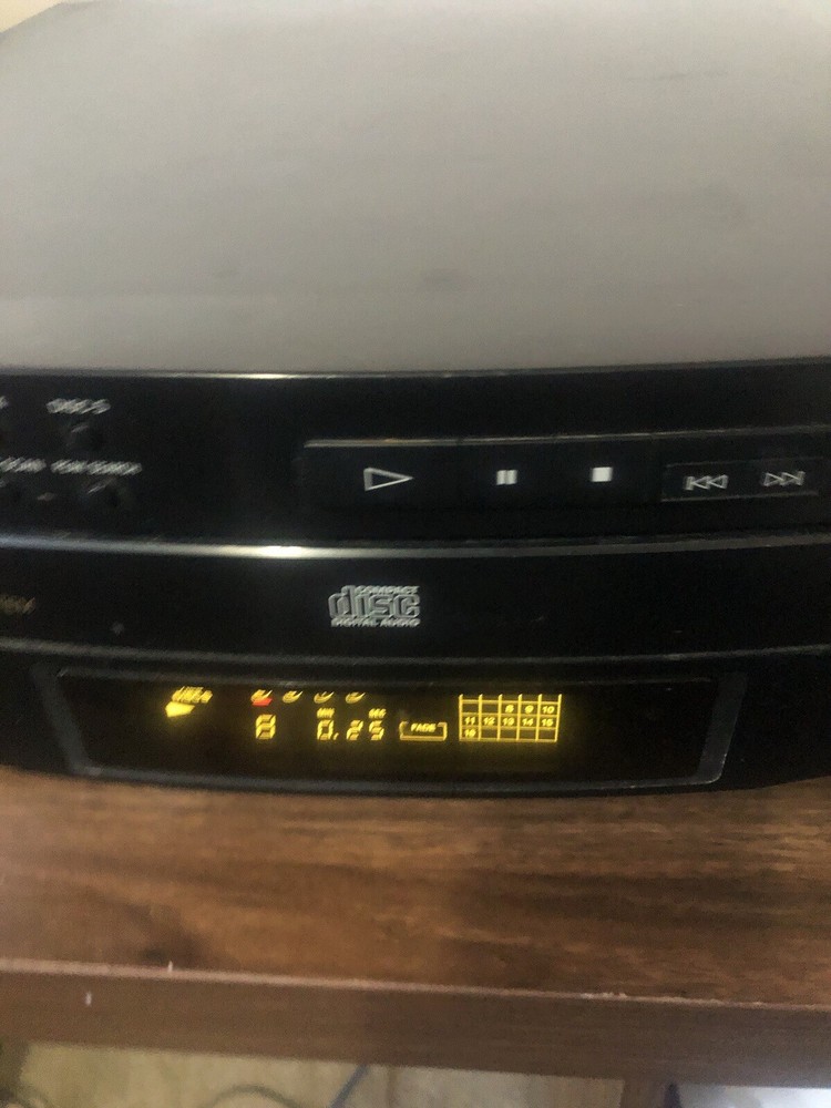 Sony Cd Play(5 Disk)working Good