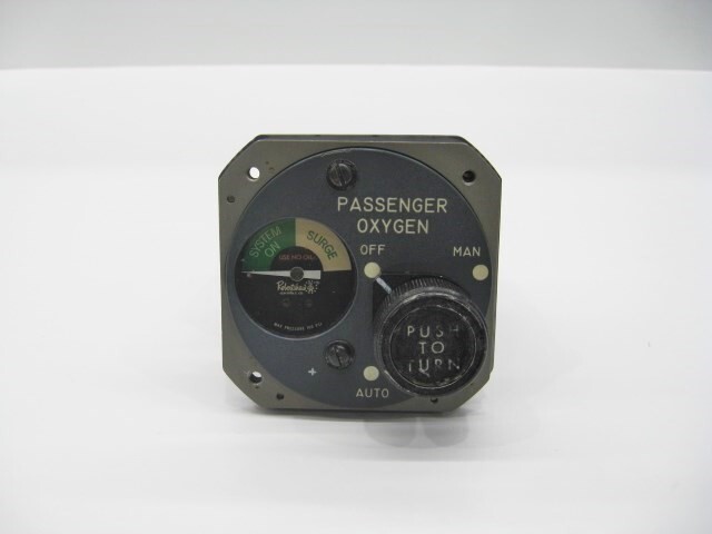Passenger Oxygen Flow Control Panel - PN: 900-002-145-04