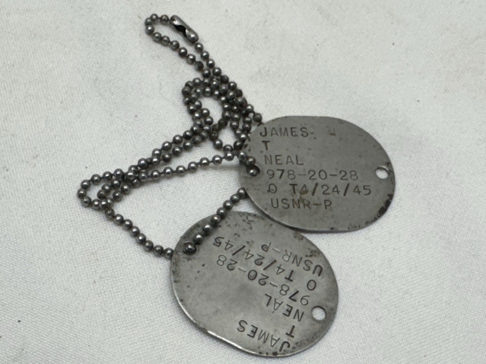 WW2 Original USNR Dogtag Set