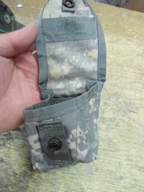 US Army ACU Hand Thrown Device Pouch (Pouch ONLY) (USED)