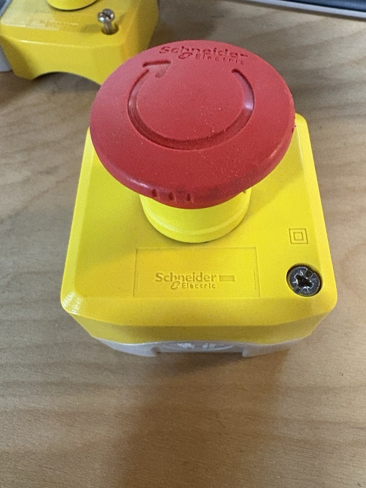 Schneider Electric XALK178F Control Box - Push Button E Stop