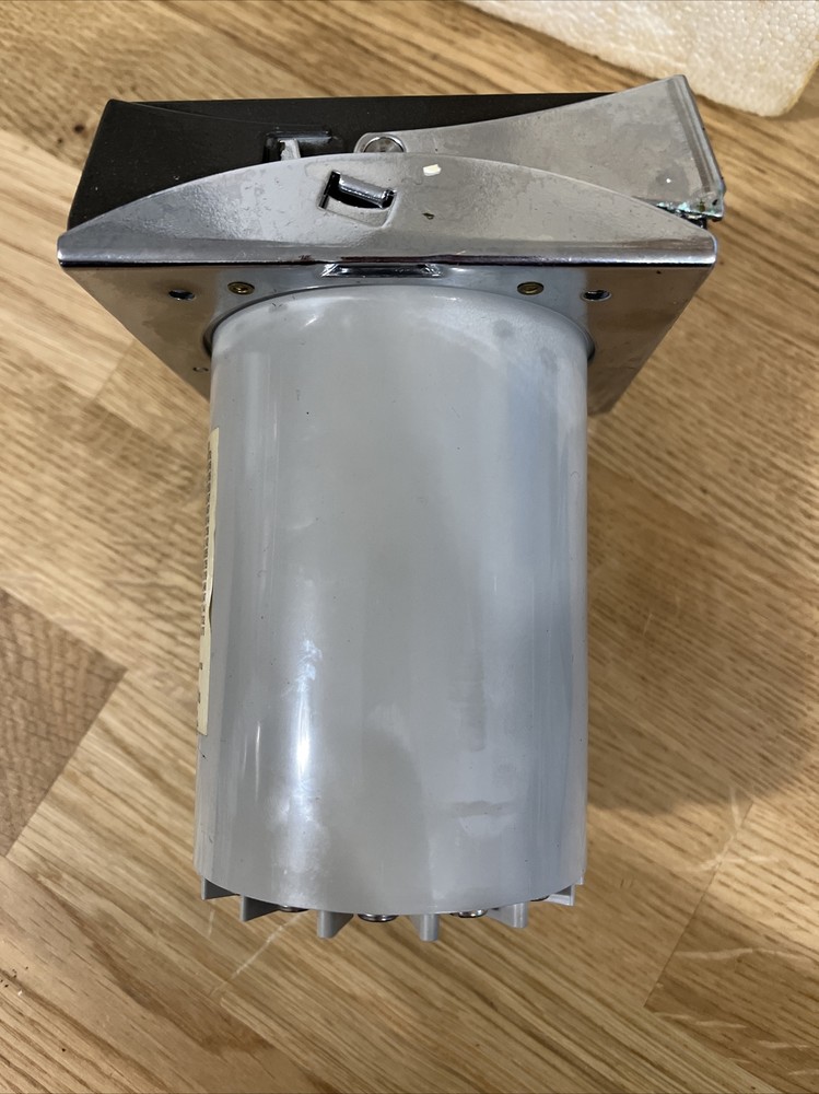 Eagle Signal Controls TC212A612 Temperature Control NOS