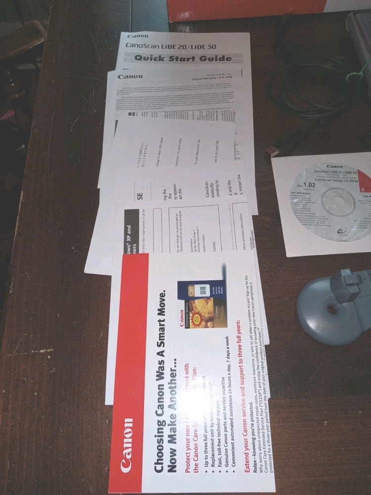 CANON "CanoScan LiDe 20" USB Flatbed Scanner • Cord • Stand • Disc *UNTESTED*