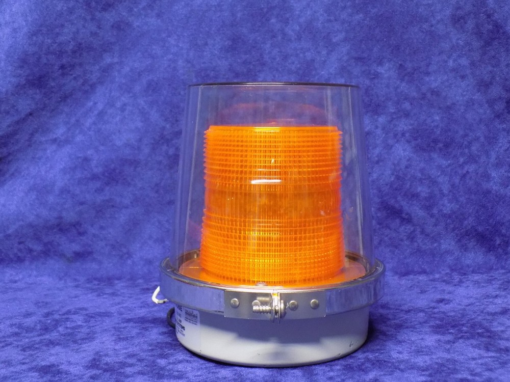 USED WORKING STAR WARNING SYSTEMS 200U-1 AMBER STROBE LIGHT 110vAC