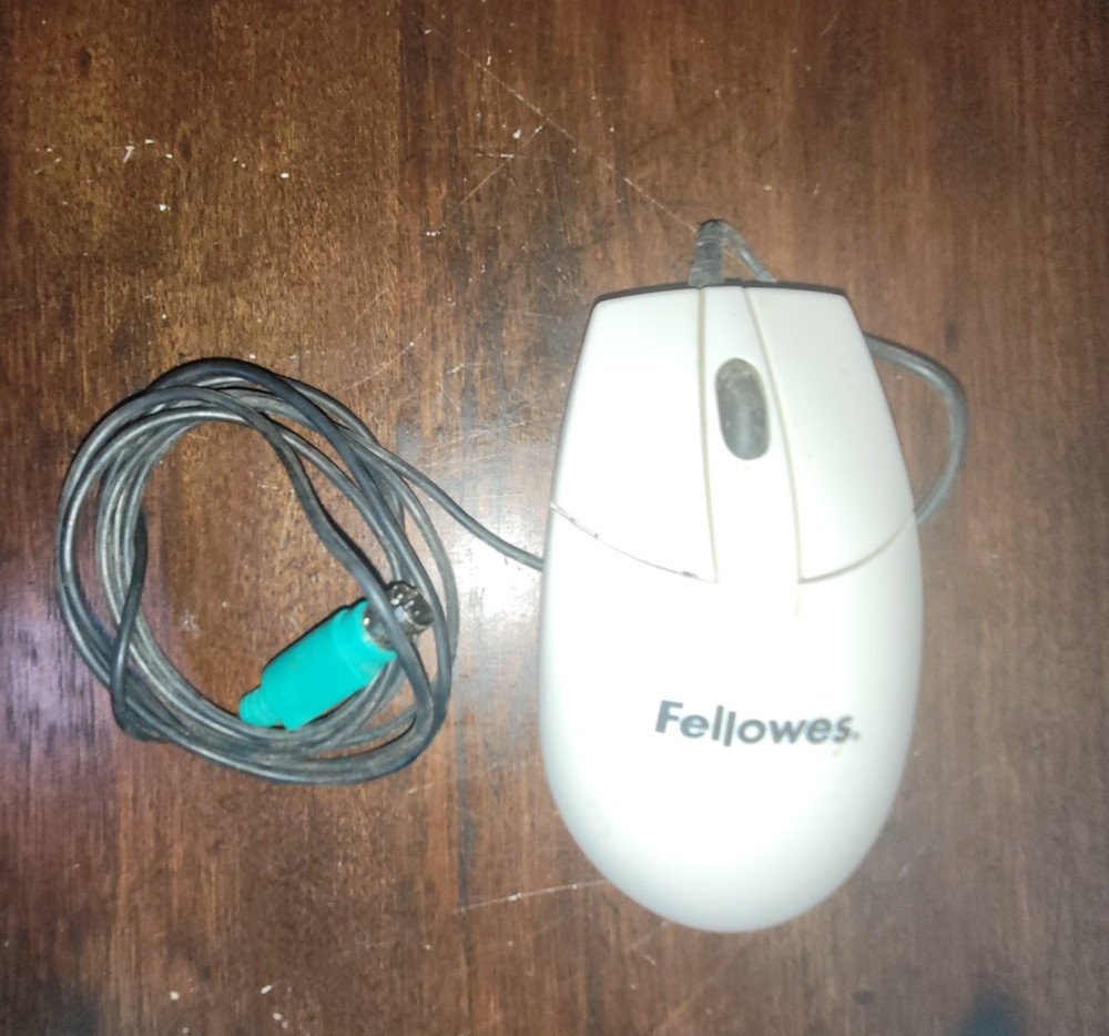 White Fellowes 3 Button Scroll Mouse 98921 w/ PS/2 Connector