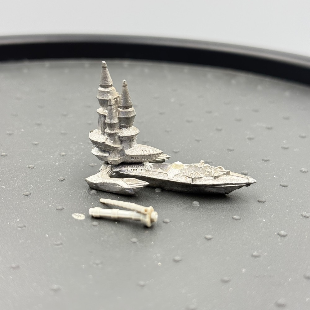Games Workshop Man o' War High Elves Dragonship Base