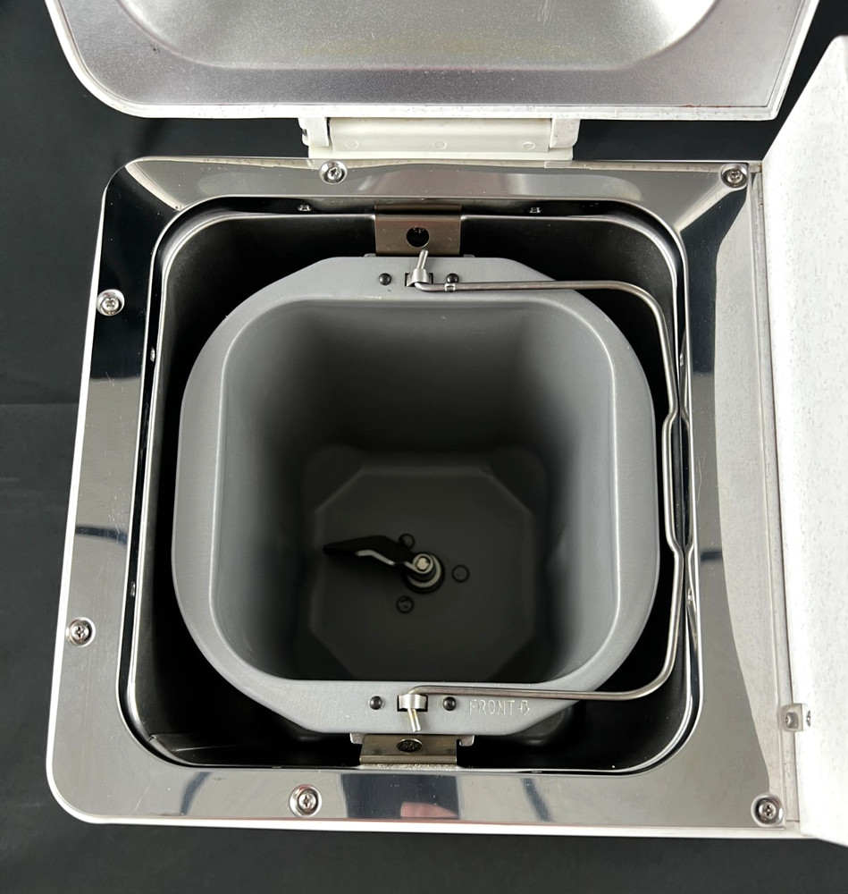 Toastmaster Platinum Bread Box Bread Maker Machine 2lb Loaf Model 1156S - Tested