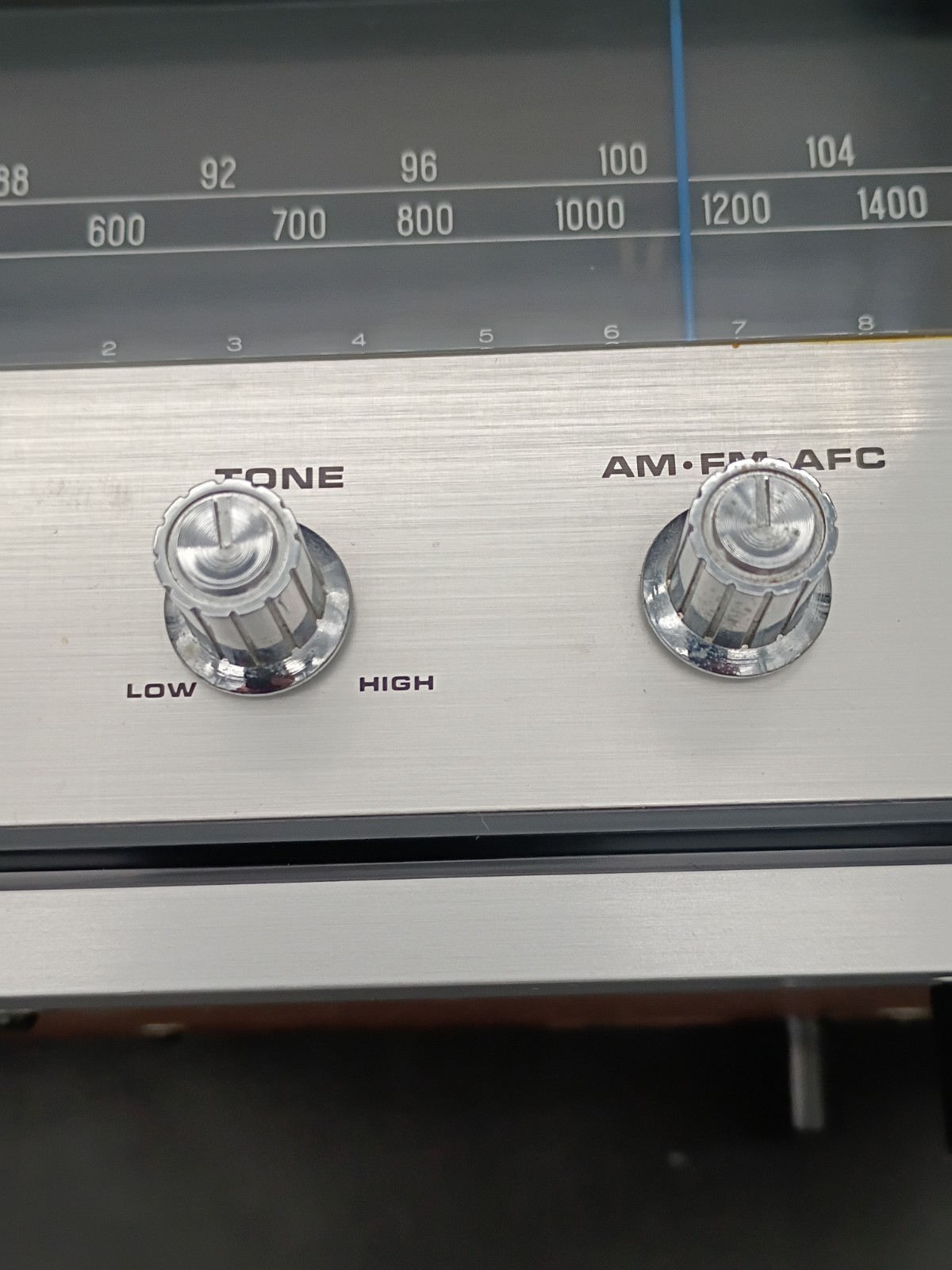 Vintage Sony 8F-56W AM FM 9 Transistor Table Radio Wood Cabinet Japan Working